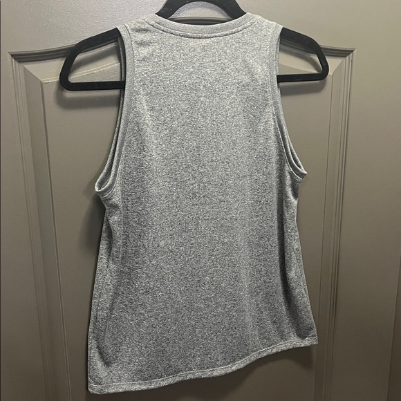 NWT Nike Women's Heather Gray Dri- Fit Tank Top Size S - Picture 4 of 8